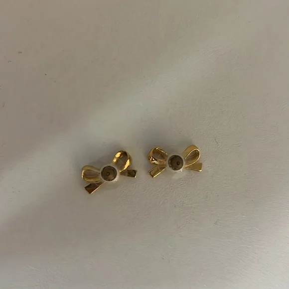 kate spade Skinny Mini Bow Bangle and Skinny Mini Bow Studs - Picture 6 of 7